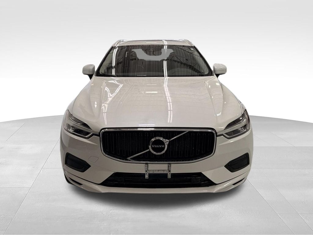 Thumbnail: 2019 Volvo XC60 - 8