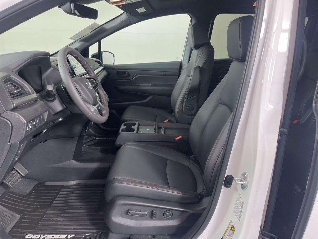 2025 Honda Odyssey Sport 23