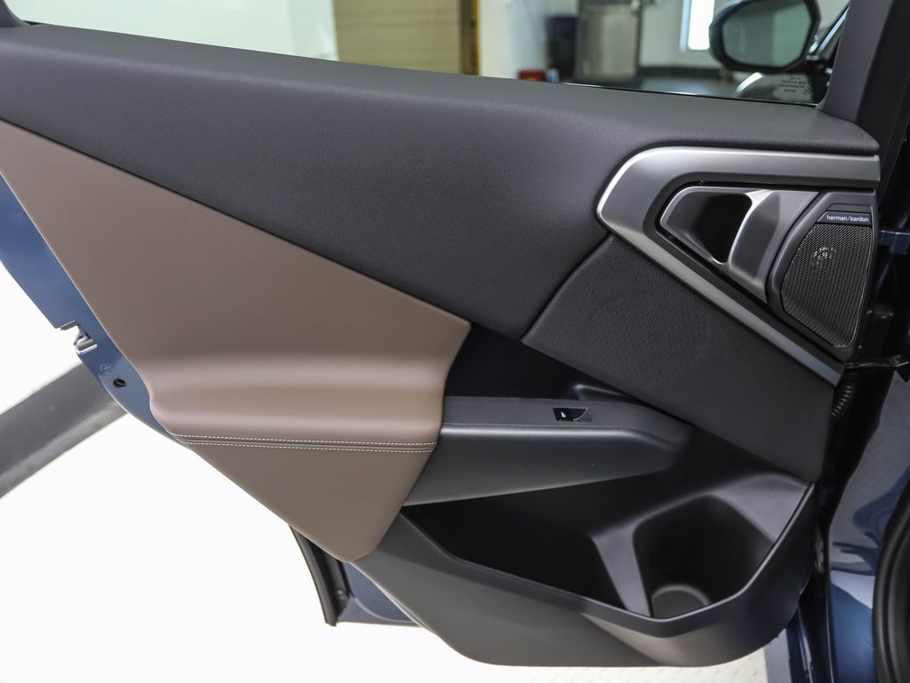 Thumbnail: 2026 BMW X3 - 21