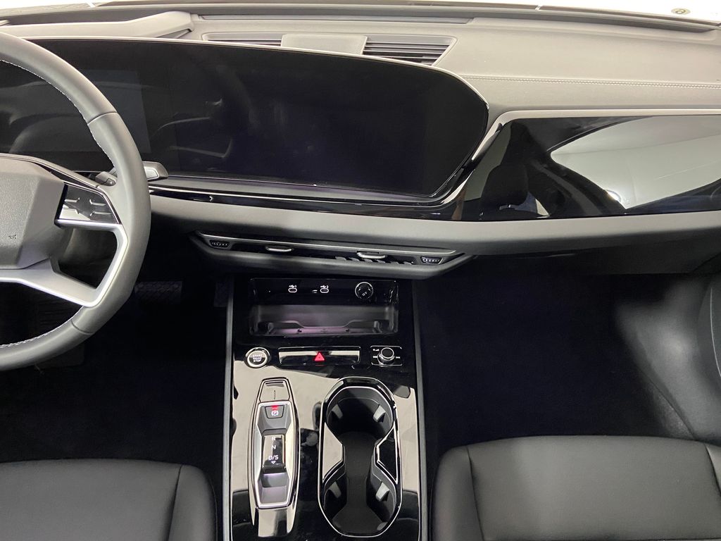 Thumbnail: 2025 Audi A5 - 16