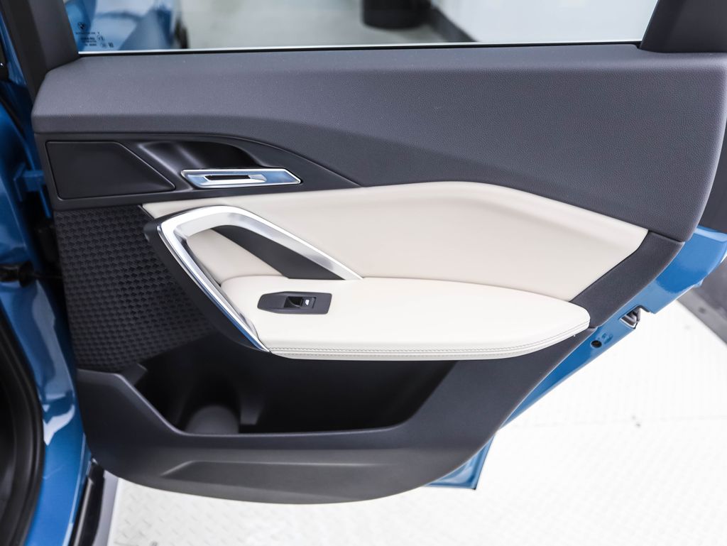 Thumbnail: 2025 BMW X1 - 25