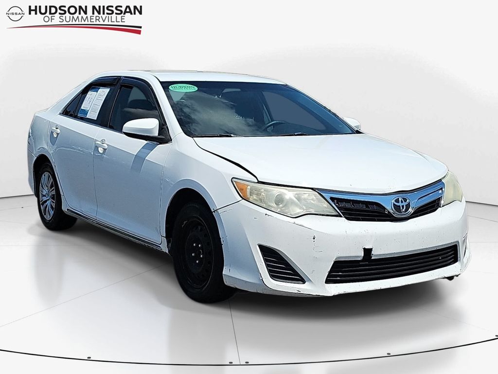 2014 Toyota Camry LE