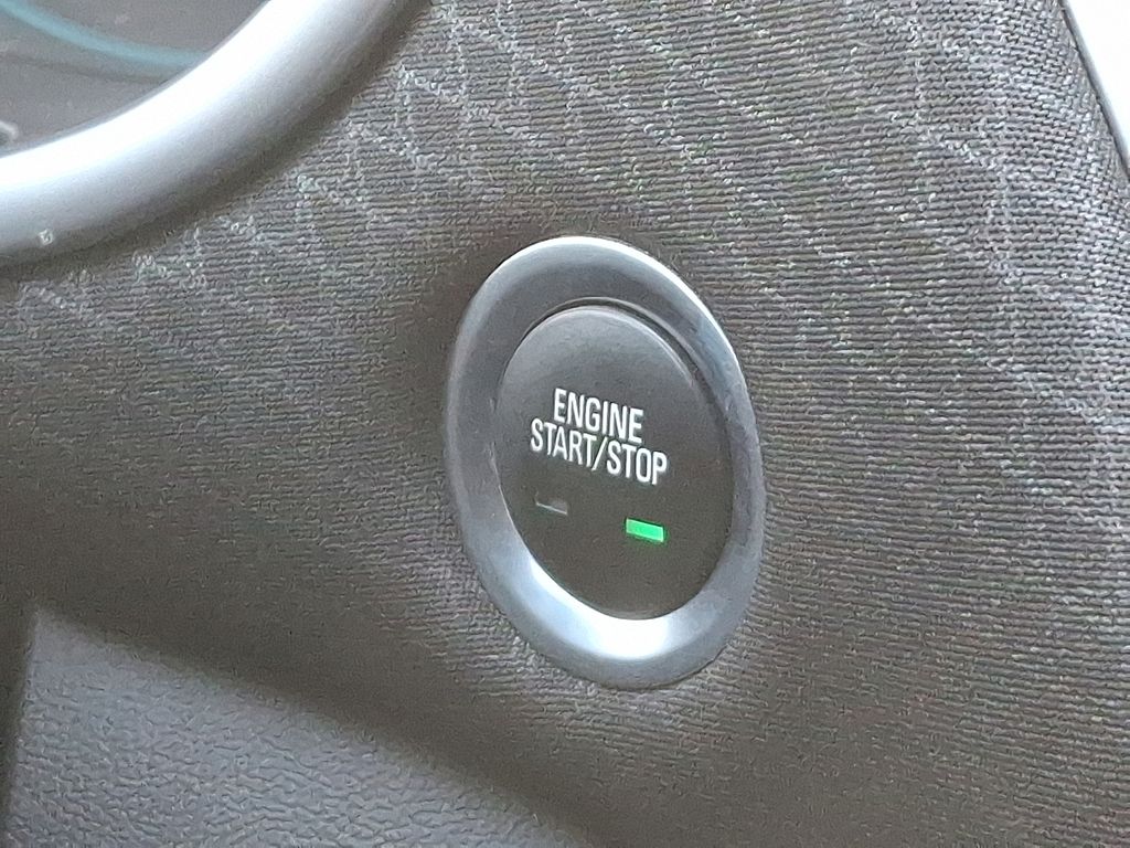 Thumbnail: 2022 Chevrolet Malibu - 24