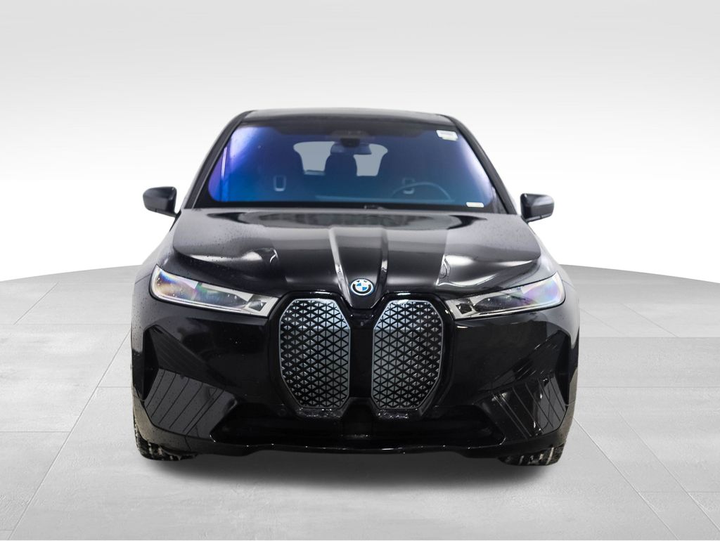 Thumbnail: 2024 BMW iX - 8