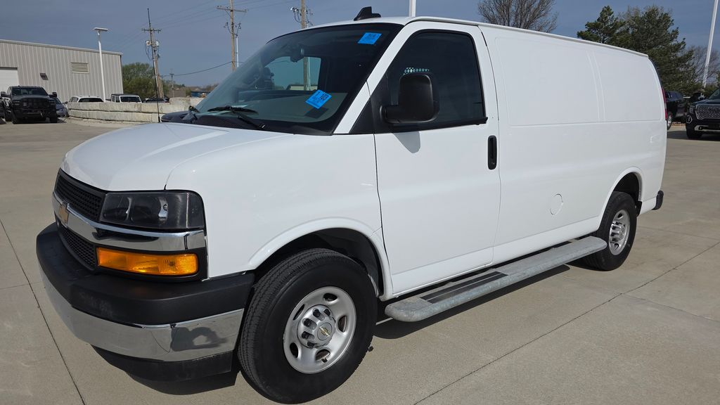Summit White 2024 Chevrolet Express Cargo 2500 RWD Van Rear-Wheel Drive 8-Speed Automatic Overdrive