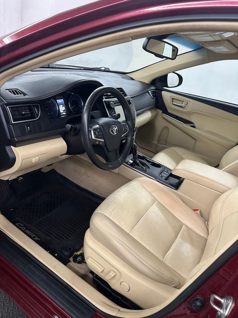 used 2017 Toyota Camry Hybrid car, priced at $12,985