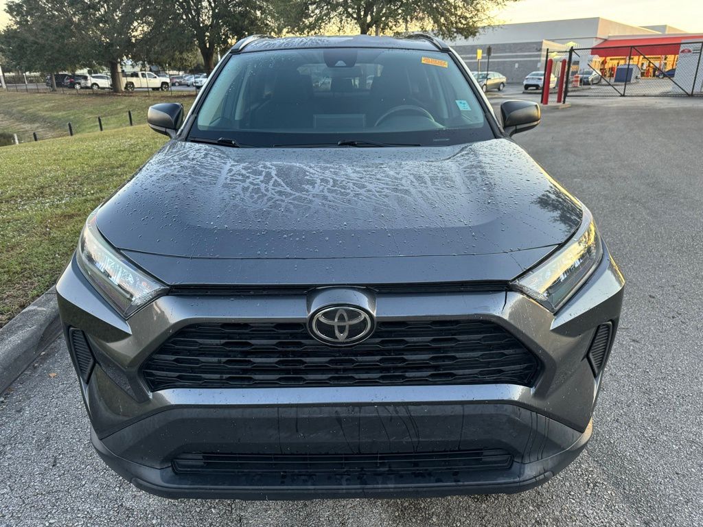 2021 Toyota RAV4 LE 8