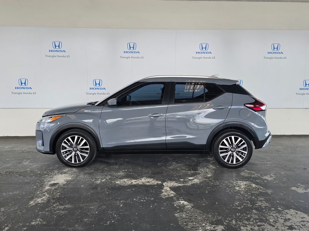 Thumbnail: 2021 Nissan Kicks - 3