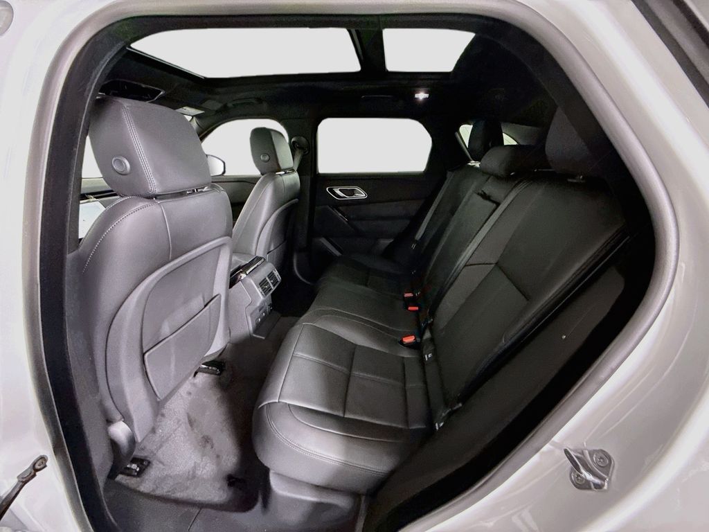 Thumbnail: 2026 Land Rover Range Rover Velar - 21