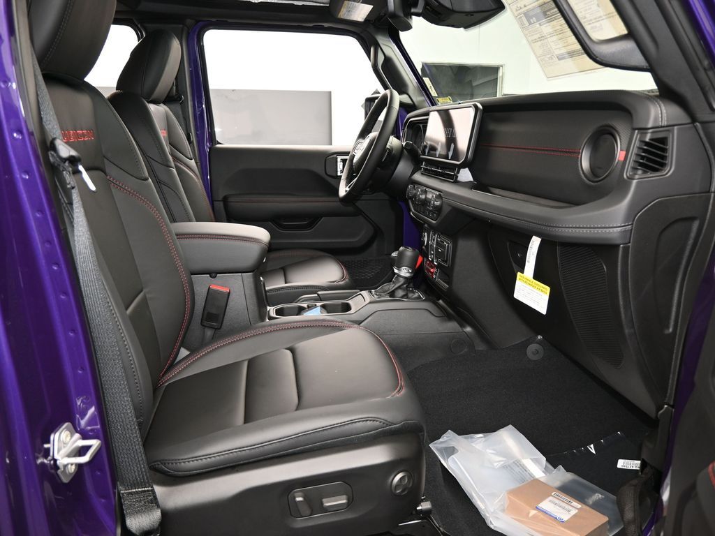 New 2026 reign Jeep Rubicon X image 44