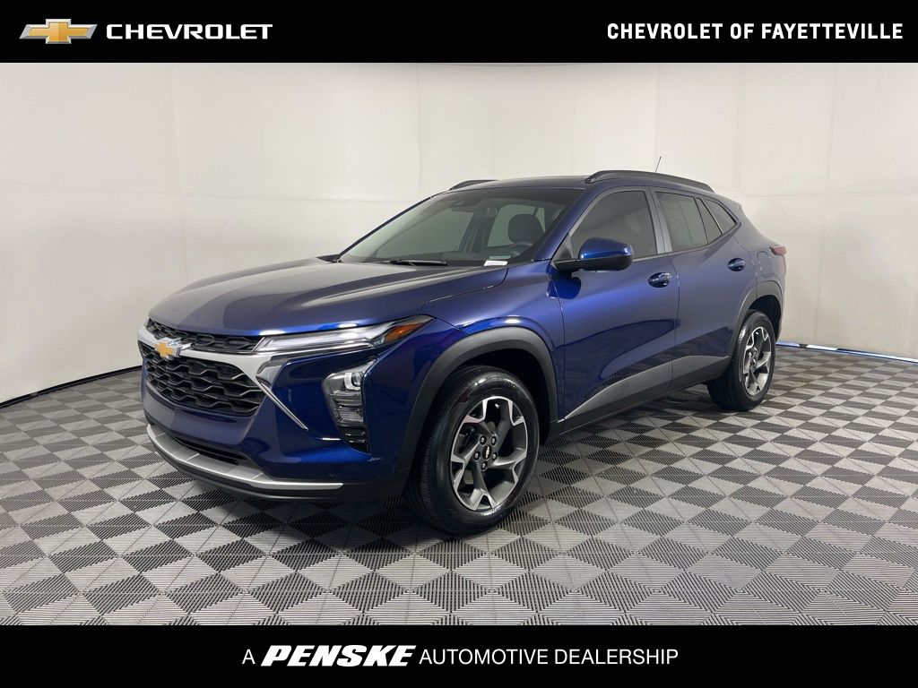 Thumbnail: 2024 Chevrolet Trax - 1