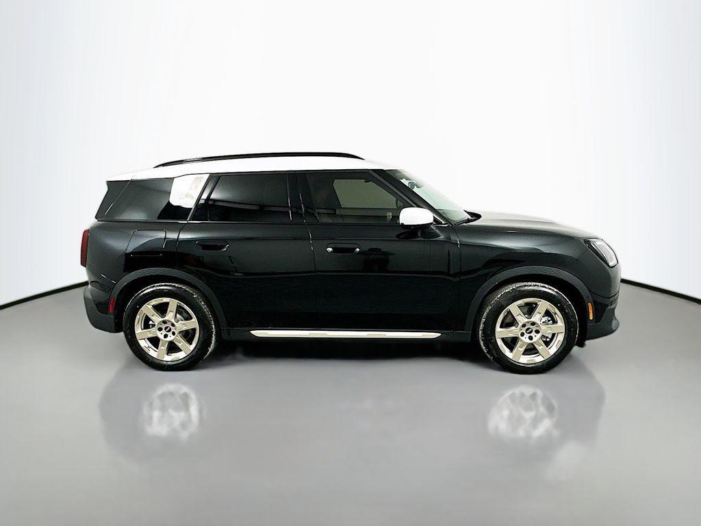 2025 MINI Cooper Countryman  4