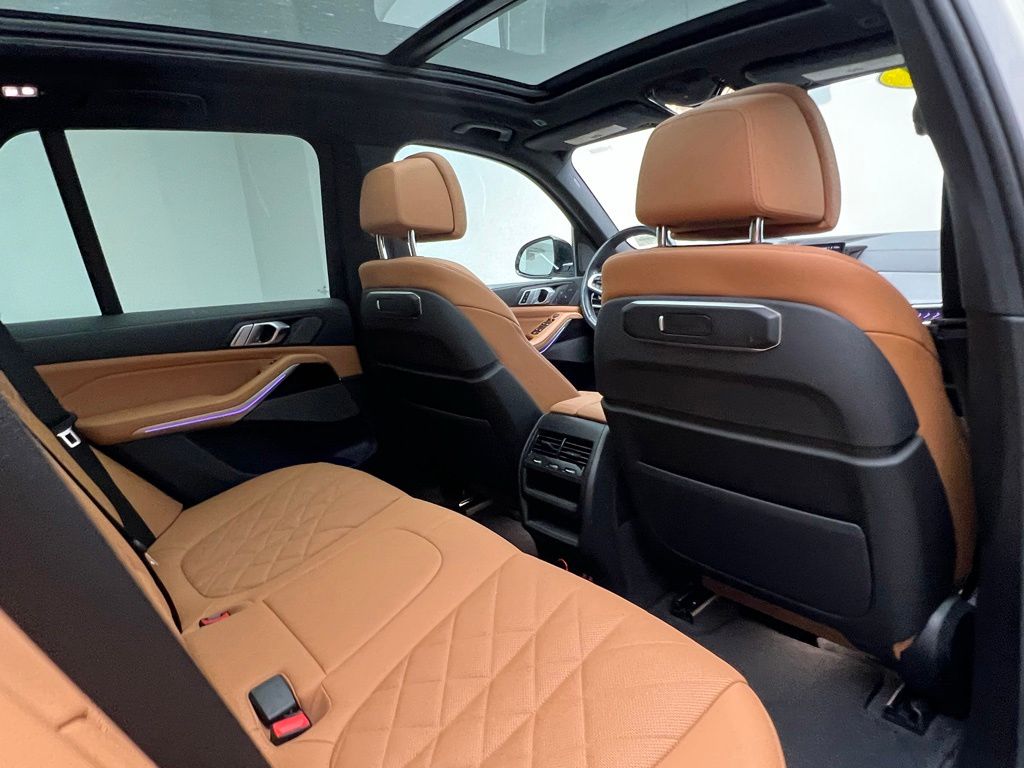 Thumbnail: 2024 BMW X5 - 8