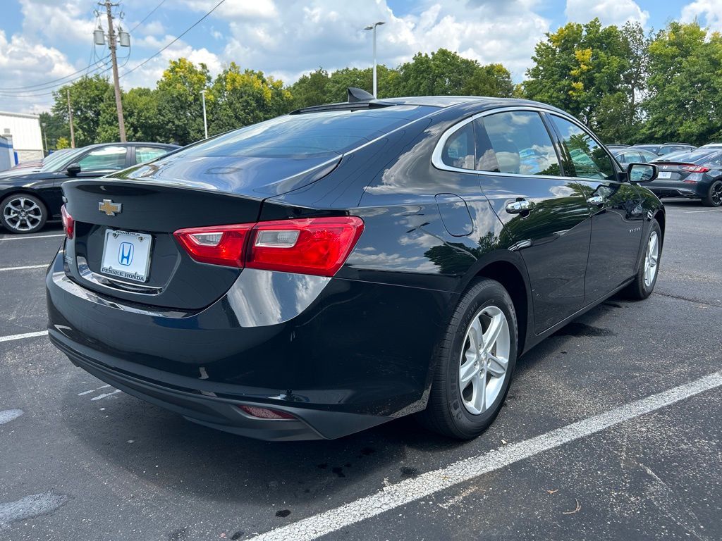 Thumbnail: 2019 Chevrolet Malibu - 5