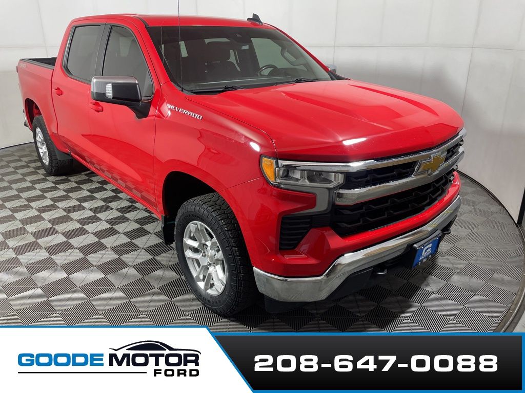2023 Chevrolet Silverado 1500 LT Crew Cab 4WD