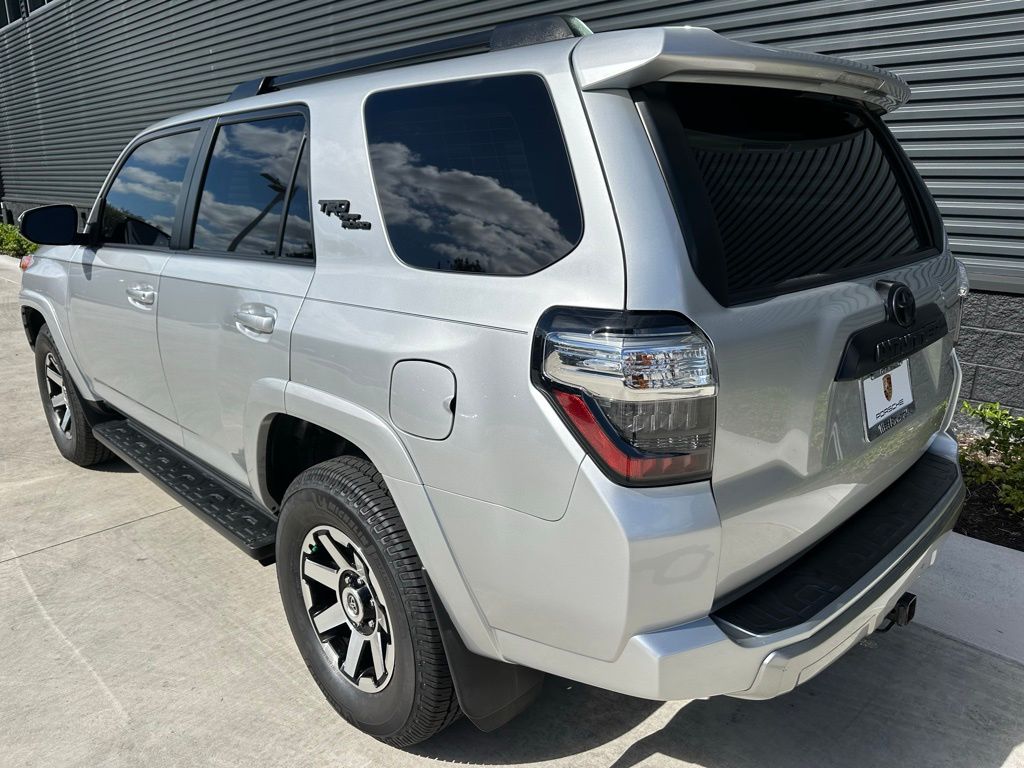 2022 Toyota 4Runner TRD Off Road 6