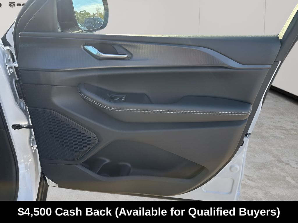 New Car 2025 Jeep Grand Cherokee L  For Sale Under $40,000 In Austin, Texas