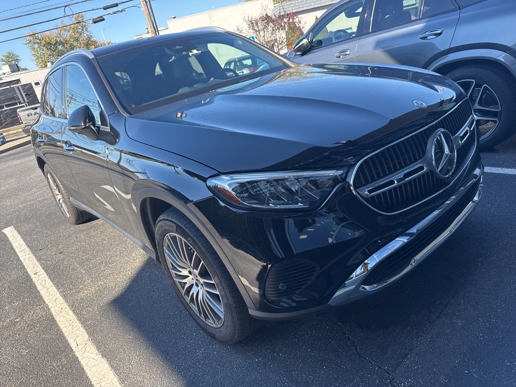 Thumbnail: 2024 Mercedes-Benz GLC - 2