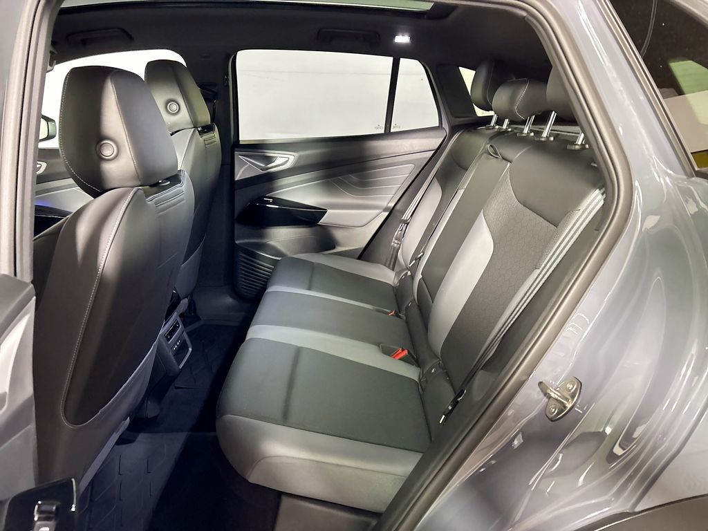 2023 Volkswagen ID.4 Pro S Plus