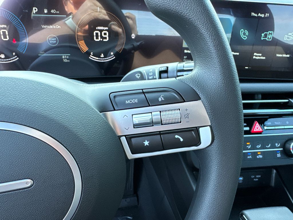 2026 Hyundai Santa Cruz SE photo 15