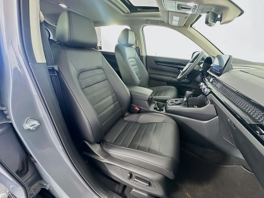 2025 Honda CR-V EX-L 28