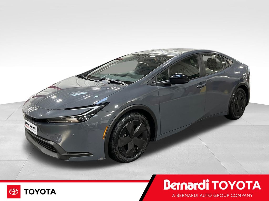  2025 Toyota Prius LE FWD   
