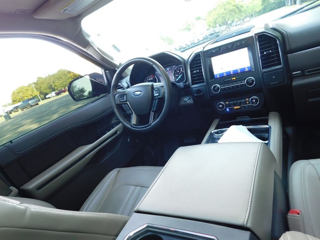 Thumbnail: 2021 Ford Expedition - 7