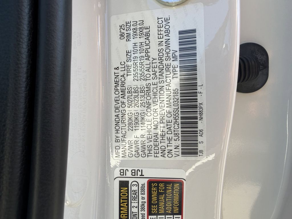 new 2025 Acura RDX car, priced at $49,350