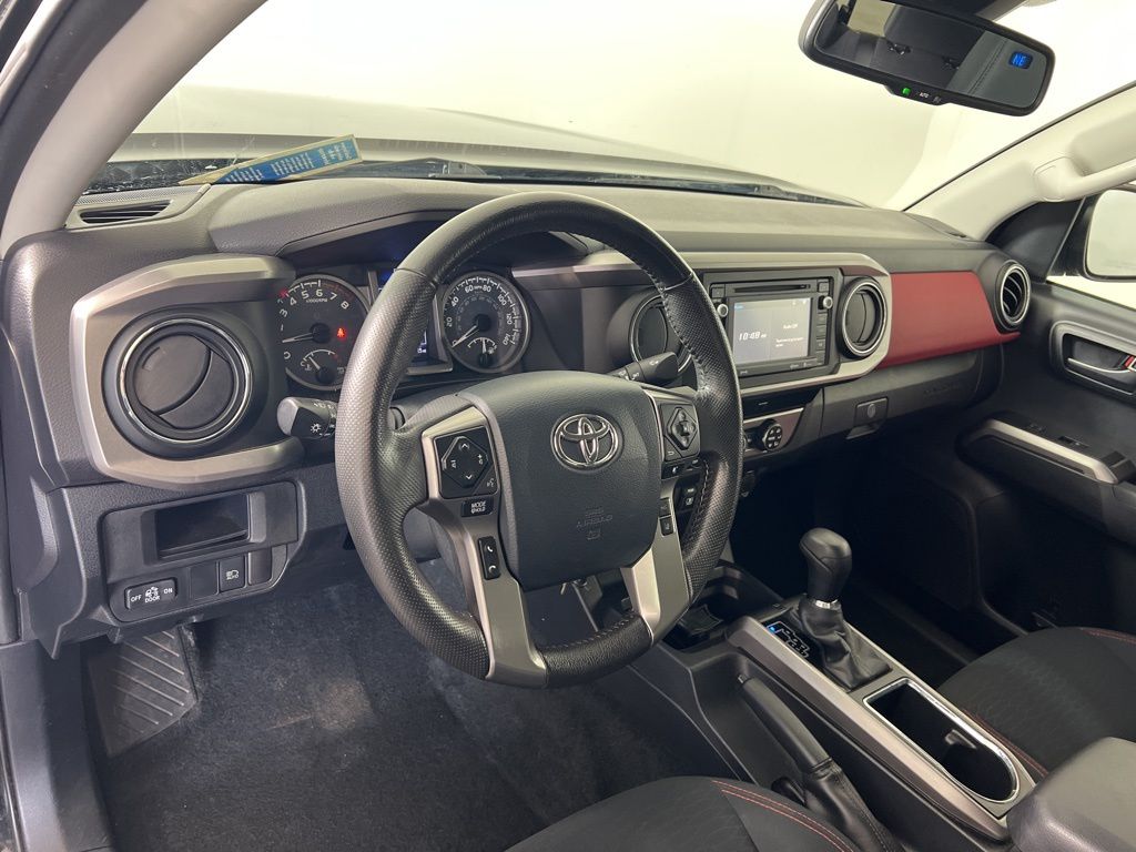 Used 2019 Black Toyota SR5 image 12