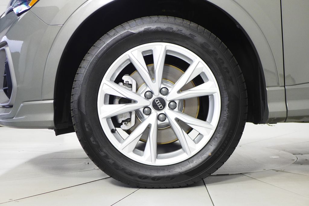 Thumbnail: 2022 Audi Q3 - 5