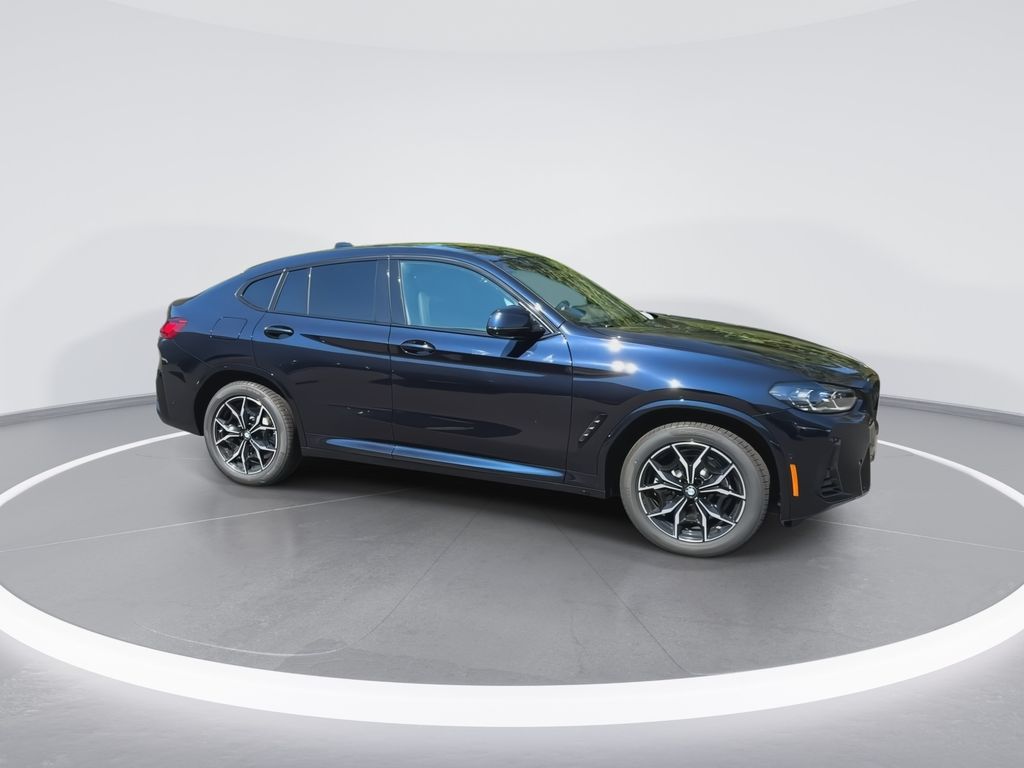 2025 BMW X4 xDrive30i 2