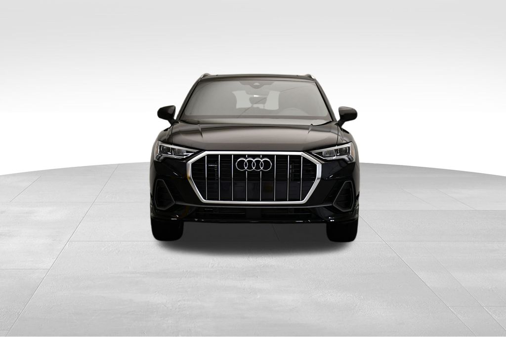 Thumbnail: 2025 Audi Q3 - 8