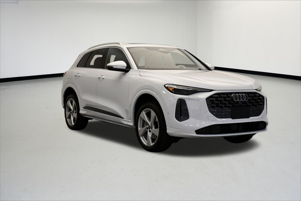 Thumbnail: 2025 Audi Q5 - 7