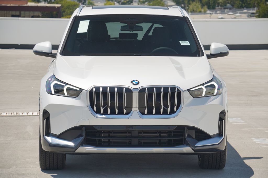 Thumbnail: 2025 BMW X1 - 2