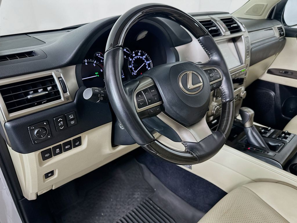 2021 Lexus GX 460 Luxury 9