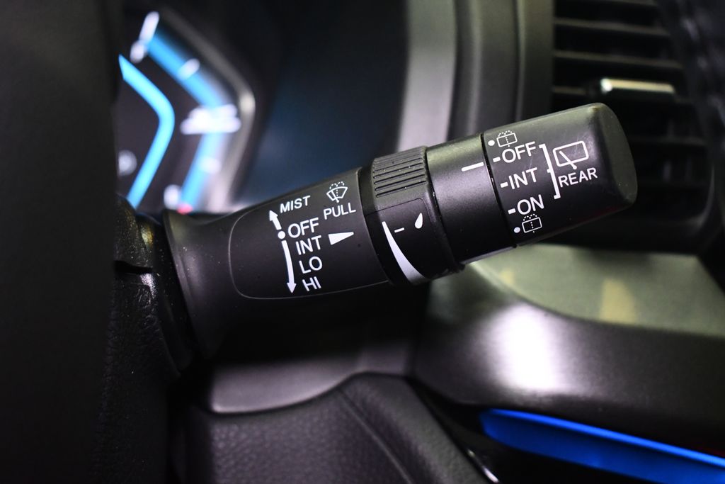 Thumbnail: 2023 Honda Odyssey - 23