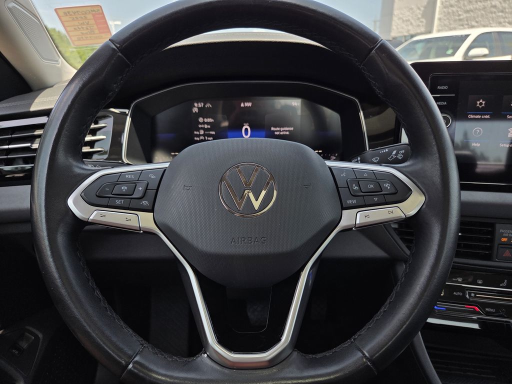 Used 2025 Volkswagen Jetta Sedan