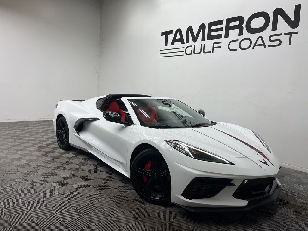 Arctic White 2025 Chevrolet Corvette Stingray 2LT Coupe RWD Coupe Rear-Wheel Drive 8-Speed Dual Clutch