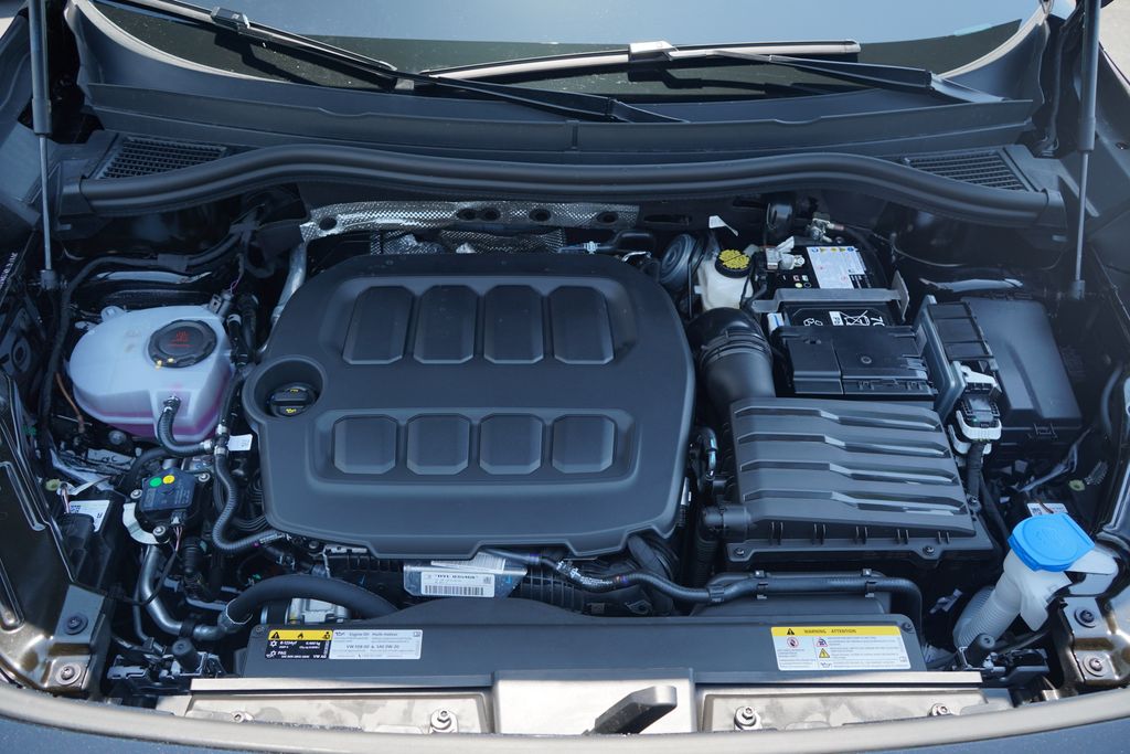 Thumbnail: 2025 Volkswagen Tiguan - 12