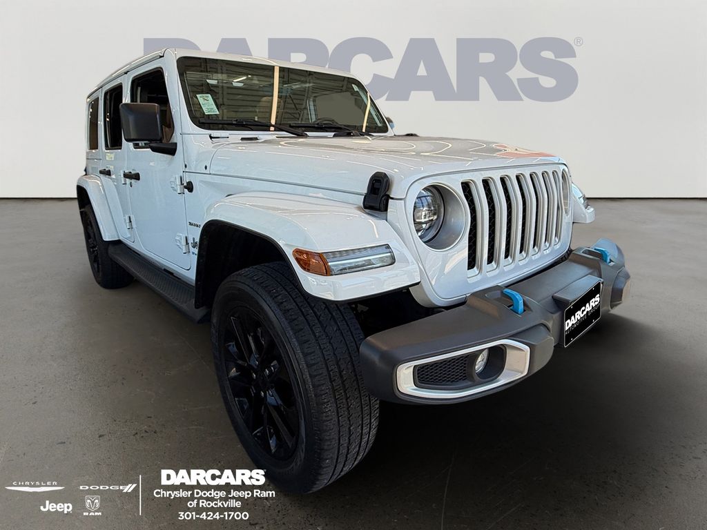 Bright White Clearcoat 2023 Jeep Wrangler 4xe Sahara 4WD SUV / Crossover Four-Wheel Drive 8-Speed Automatic
