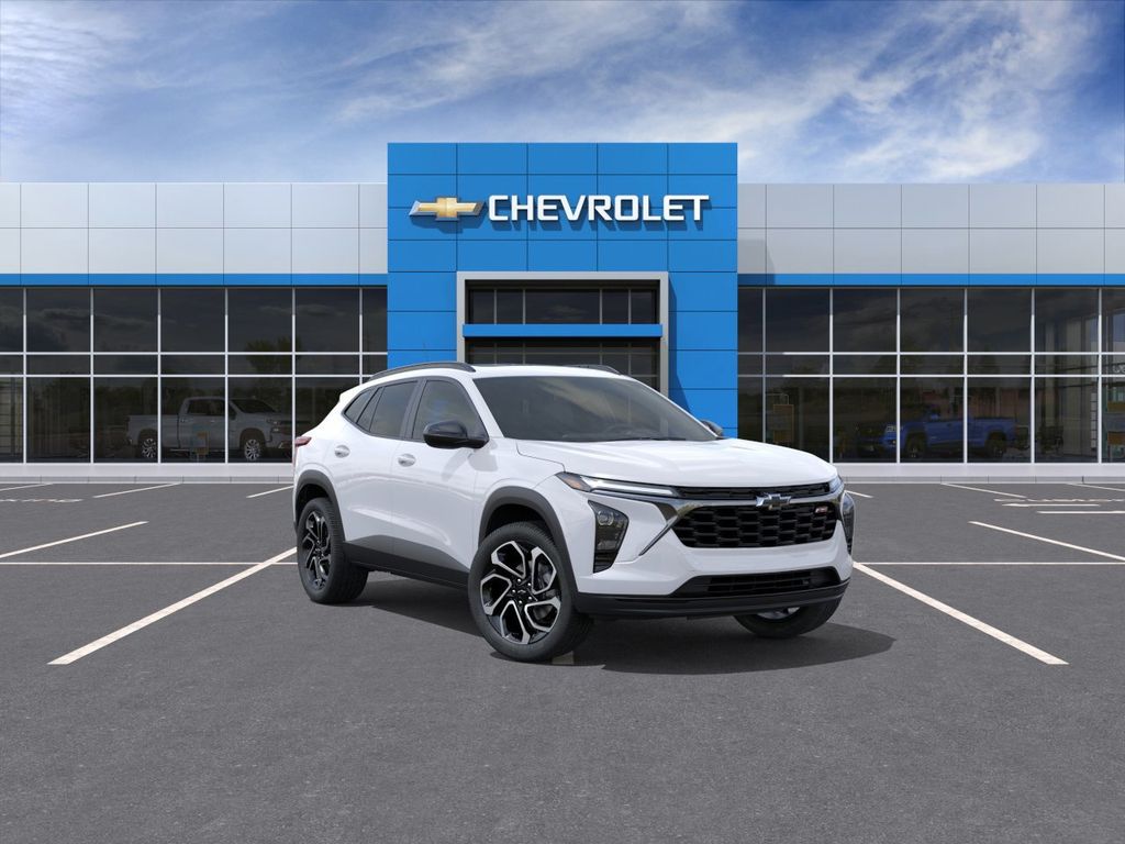 Summit White 2026 Chevrolet Trax RS with 2RS FWD SUV / Crossover Front-Wheel Drive 6-Speed Automatic
