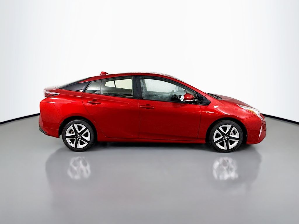 Thumbnail: 2016 Toyota Prius - 4
