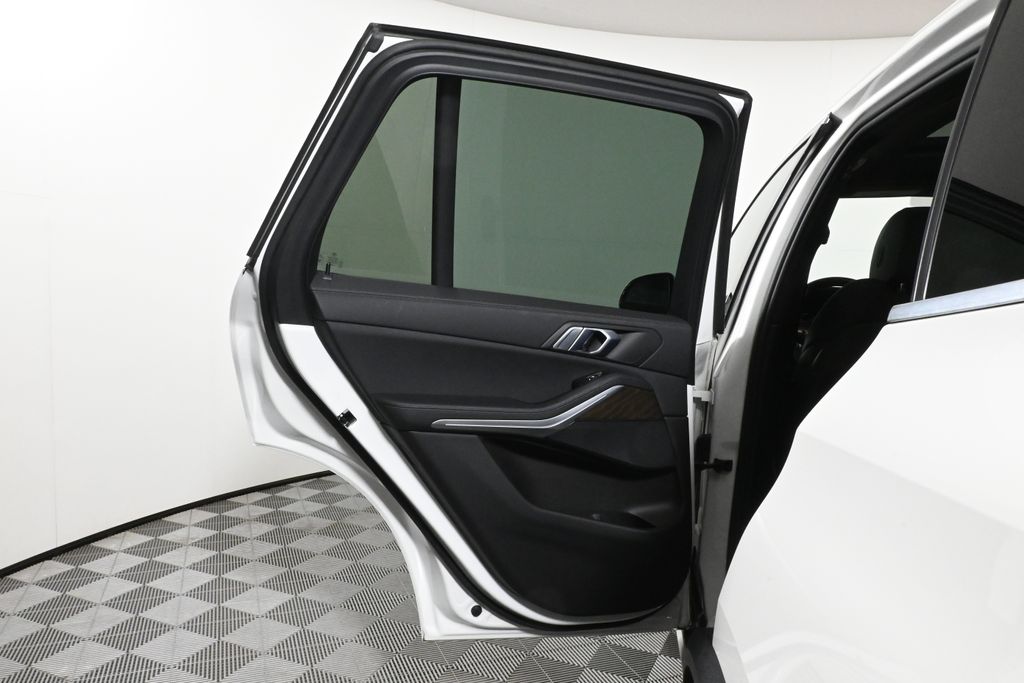 Thumbnail: 2022 BMW X5 - 31