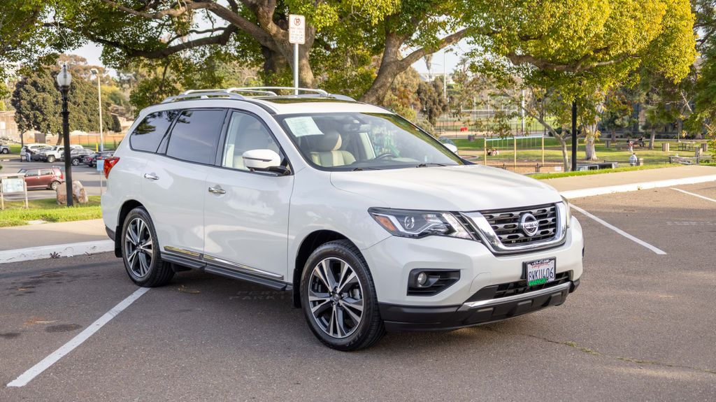 Used 2020 Nissan Pathfinder Platinum 4D Sport Utility