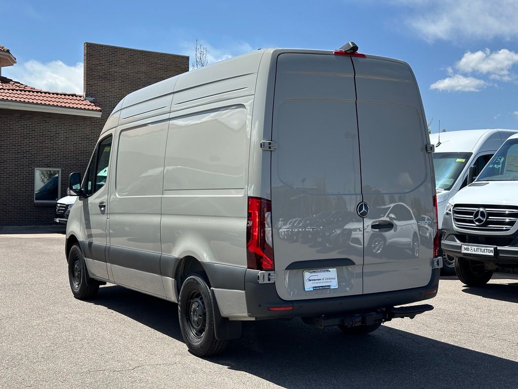 2024 Mercedes-Benz Sprinter 2500 Cargo 144 WB 3