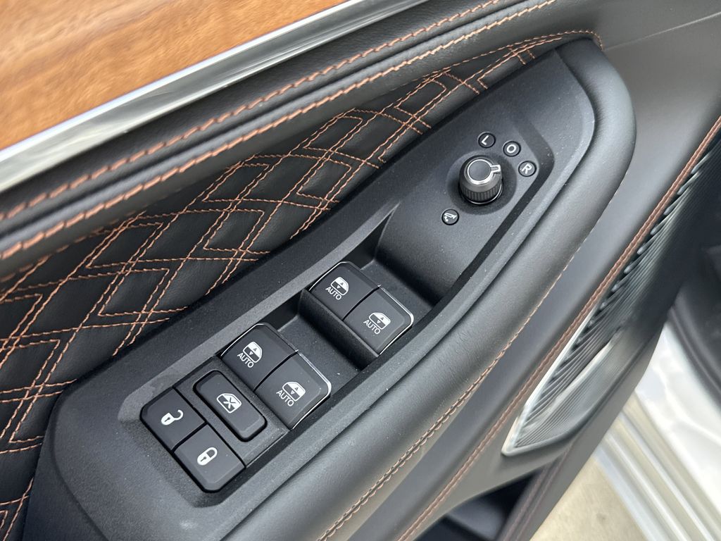 2026 Jeep Grand Cherokee L Summit - 10