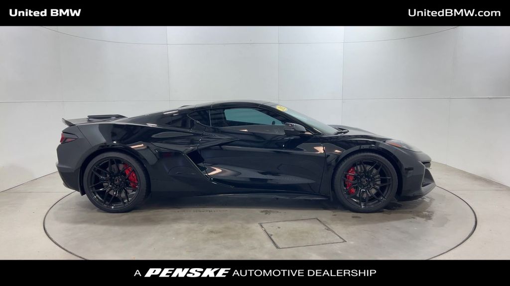 Thumbnail: 2025 Chevrolet Corvette - 9