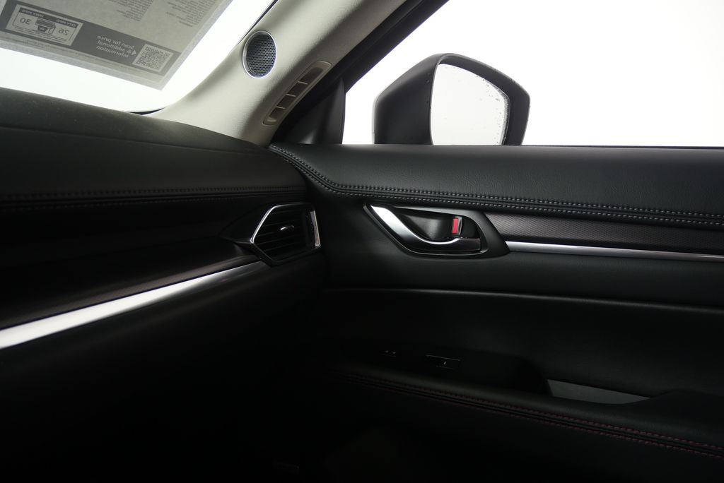 Thumbnail: 2025 Mazda CX-5 - 21