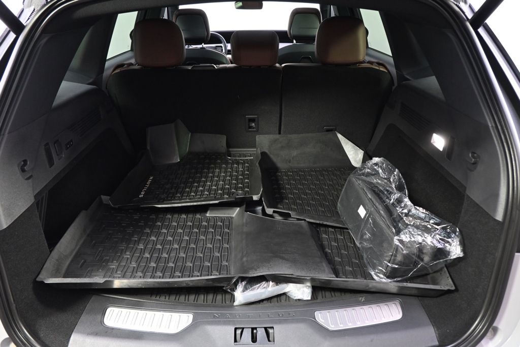 New 2026 Gray Lincoln Reserve image 19