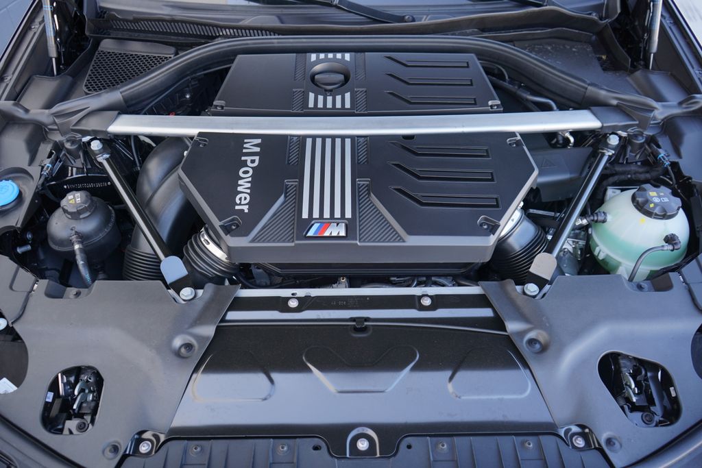 Thumbnail: 2025 BMW X4 - 22